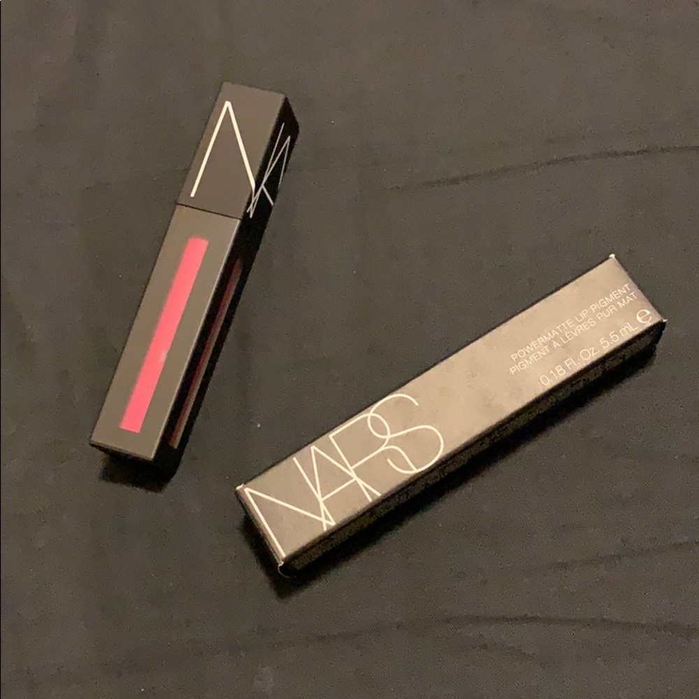 Nars powernatte lip pigment in “Give it up”
